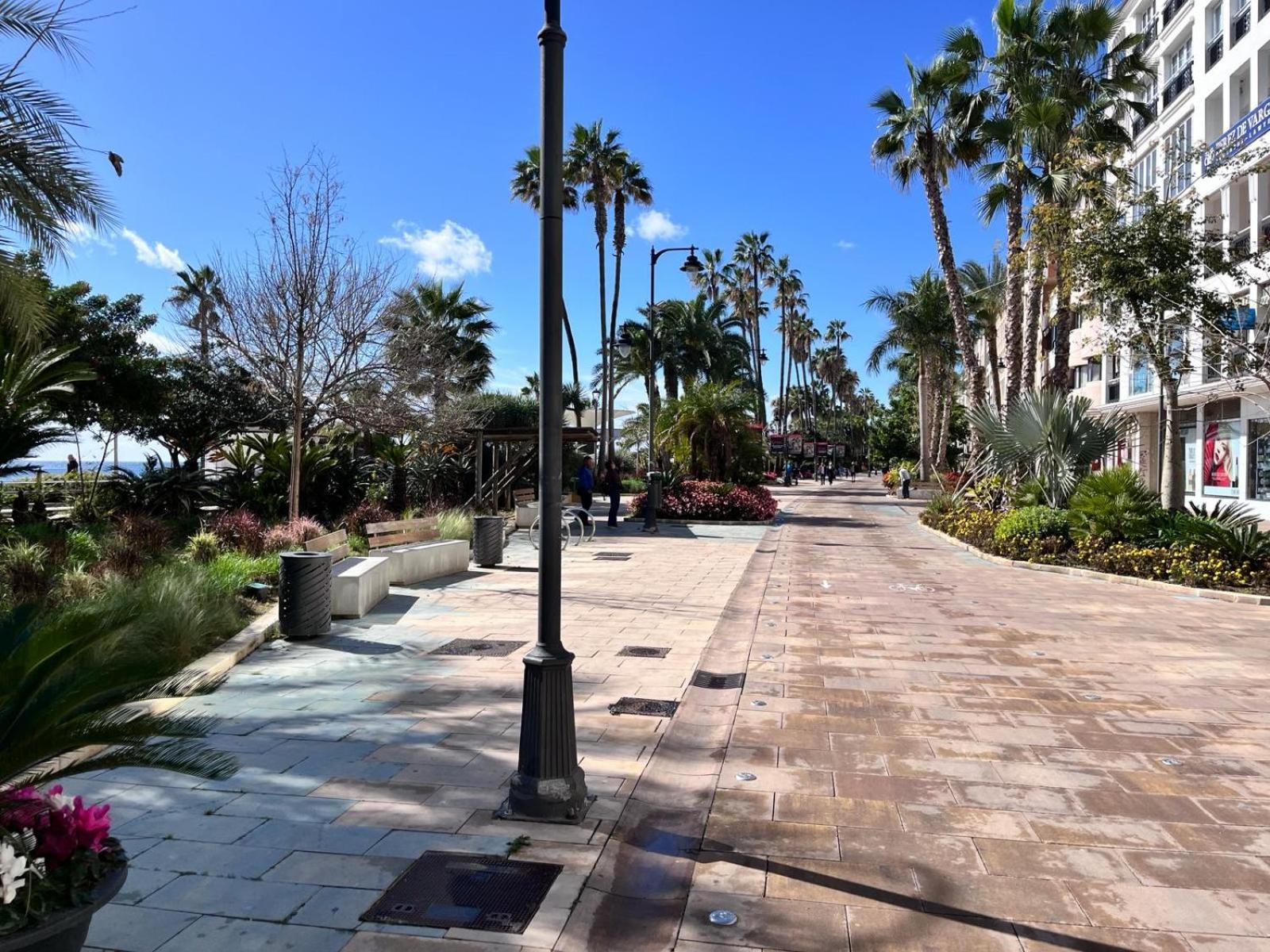 El Faro Vacaciones En Estepona Exterior foto