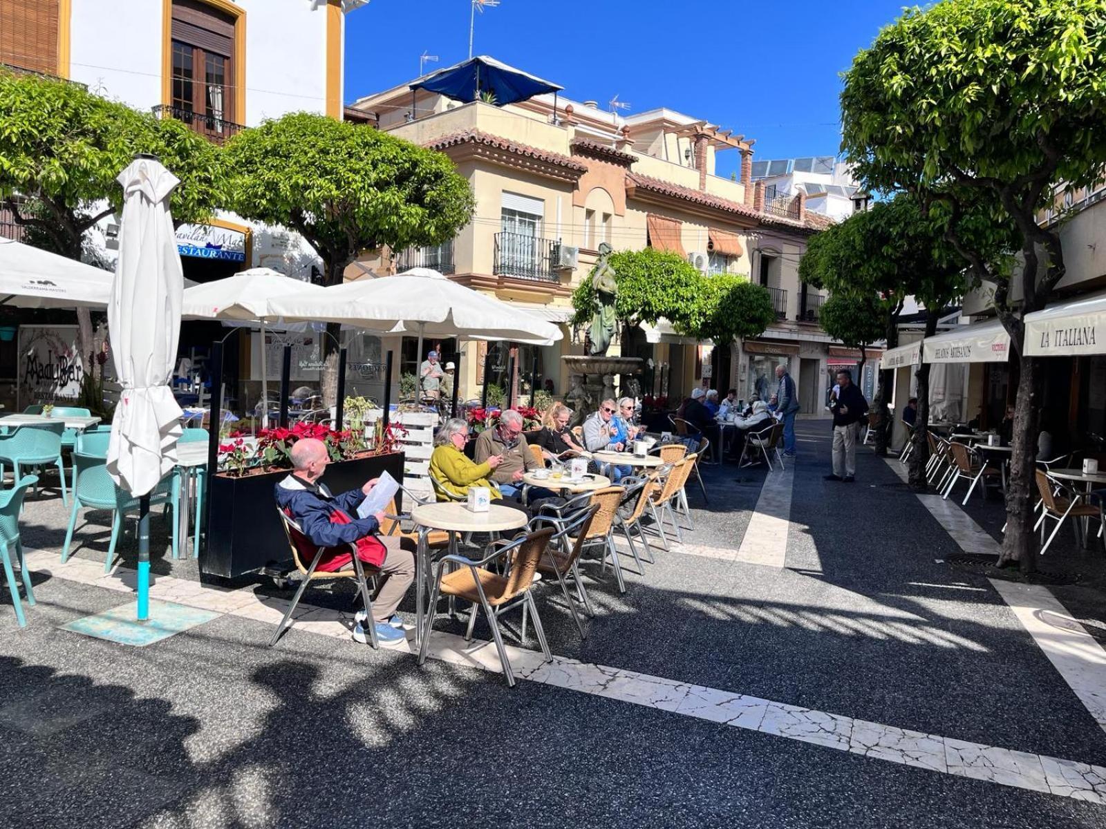 El Faro Vacaciones En Estepona Exterior foto